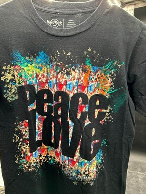HARD ROCK CAFE -- PEACE / LOVE -- TSHIRT -- MENS SIZE S--*READ*