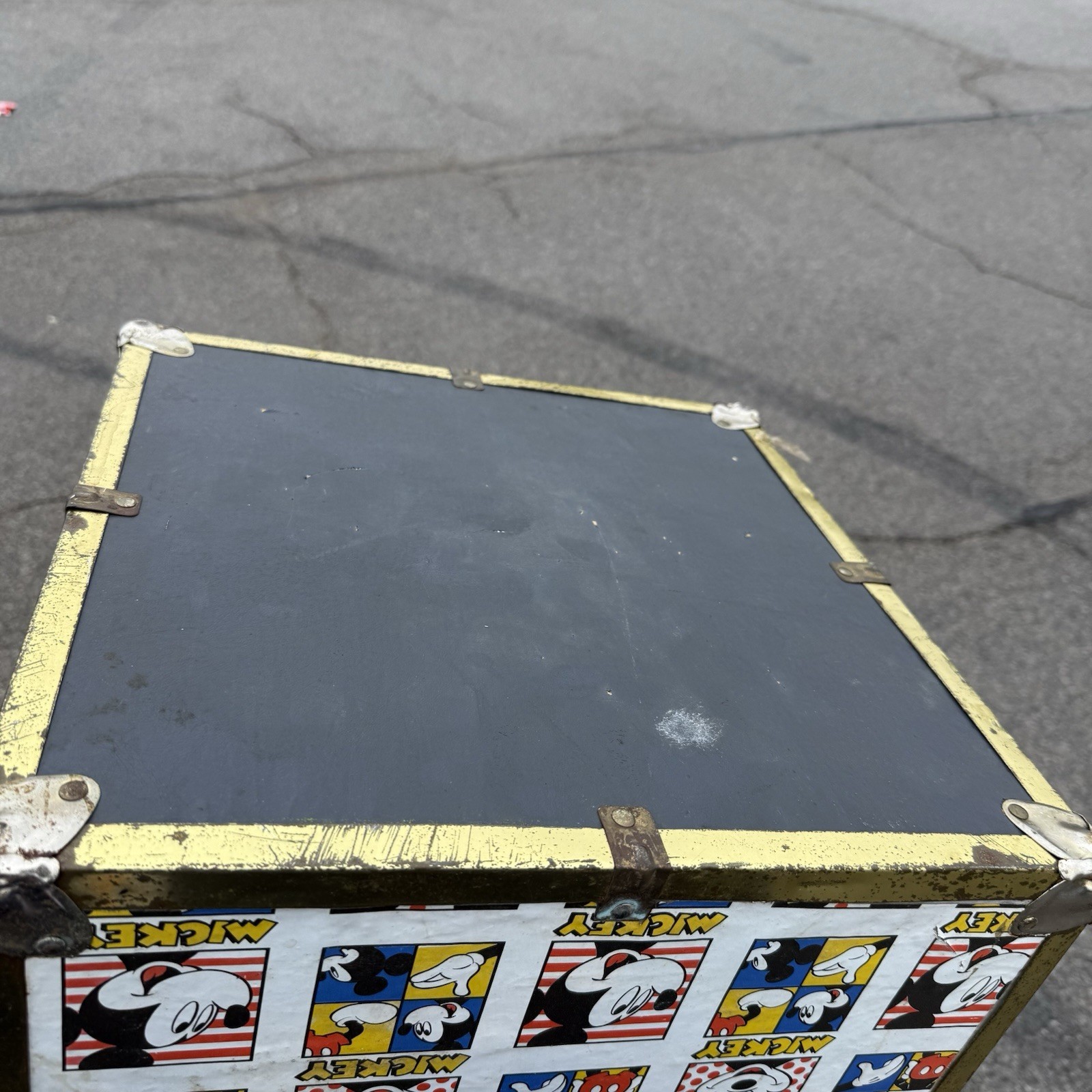 RARE Vintage Walt Disney Company Mickey and Minnie Toy Chest/Trunk 