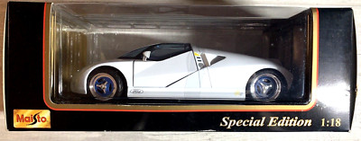 Maisto Ford GT 90 Concept V12 White 1:18 model 31827
