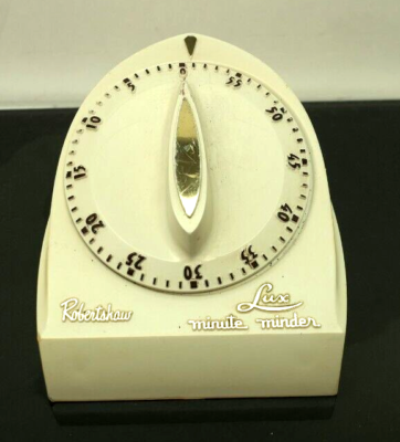 Vintage 1980s Robertshaw Lux Minute Minder Cat. 1929 - White USA 