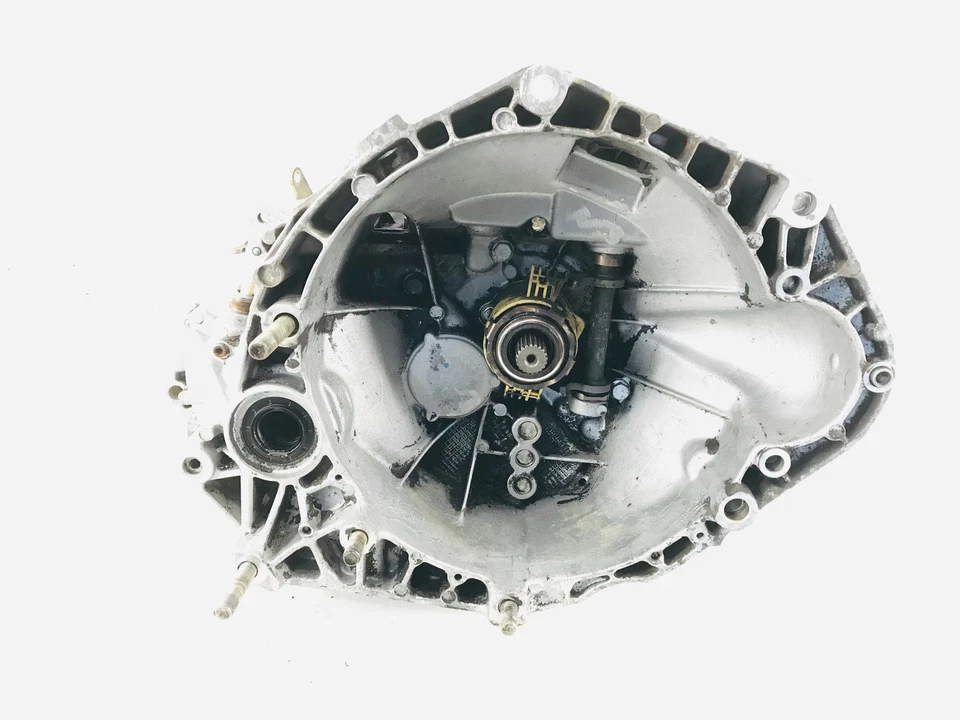 ALFA ROMEO 145 (1996) 1.9 D 66KW CAMBIO - Imagen 2 de 4