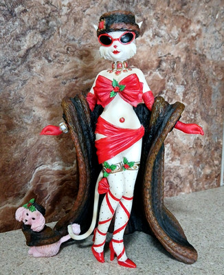 Margaret Le Van Alley Cats ''Kitty Cane'' Figurine w Pink Poodle Fur Coat  8''H