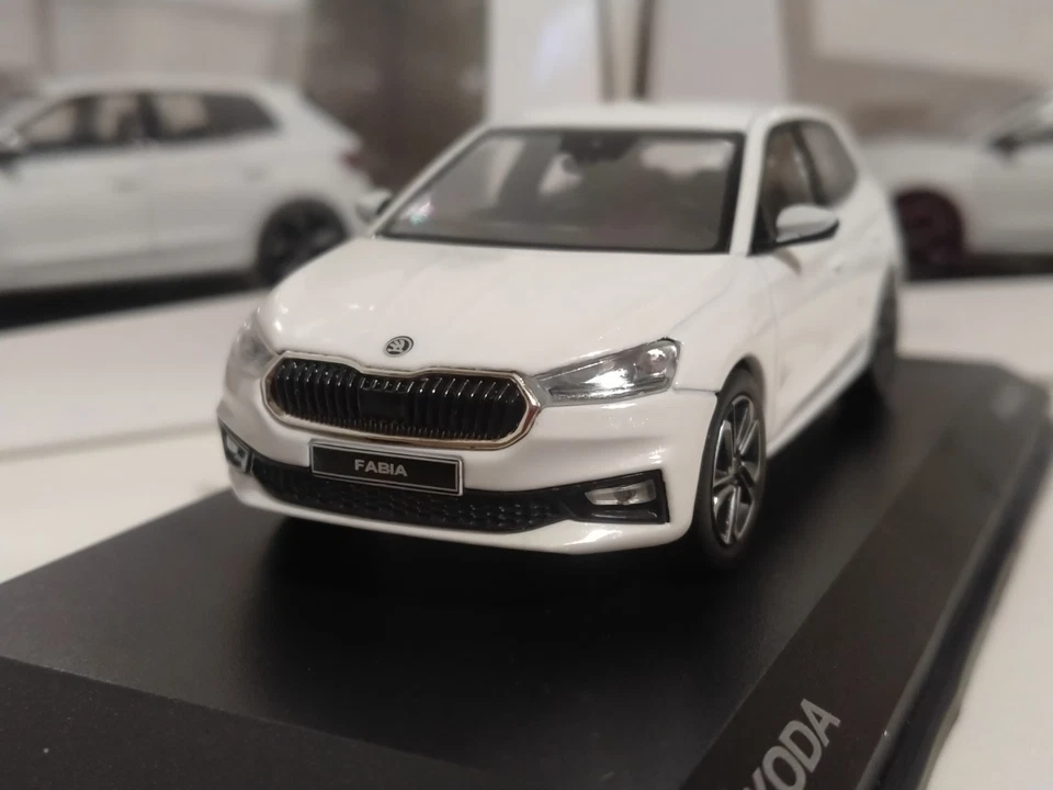 SKODA FABIA 4 Serie 2021 NOREV 1/43 Limited Edition White 07 New in Box RARE!! - Immagine 3 di 4