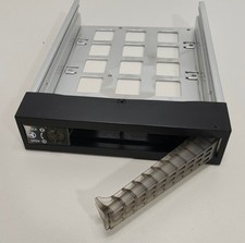 iStar or StarTech SATSASTRAYBK Extra 2.5in 3.5in Hot Swap Hard Drive Tray VENTED