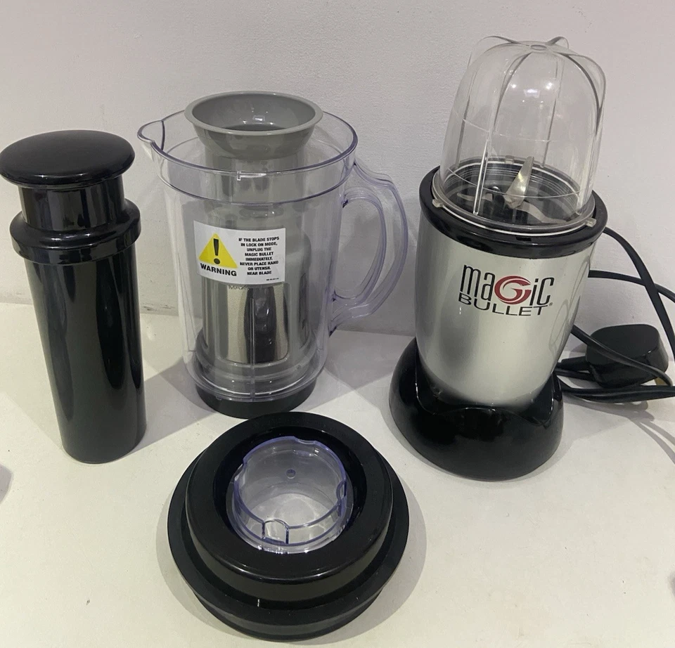 Batidora Magic Bullet 20 piezas 350 vatios modelo: MB1001 con accesorios de exprimidor BK84 - Imagen 2 de 4