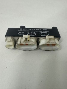 Seat Alhambra (Mk1) 1999 Diesel Relais Kühlerlüfter 701919506A RRB25837