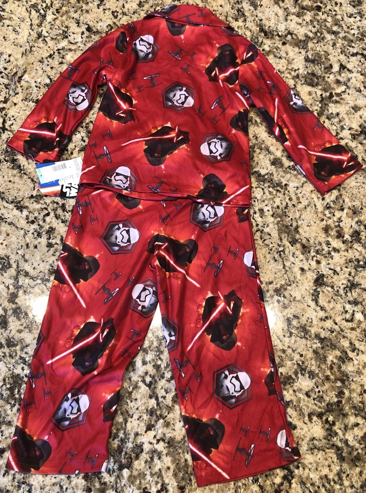 Star Wars Pajamas 2-Piece Button-Up Red Flannel Children’s Size 4 New with tags. - Image 2 of 4