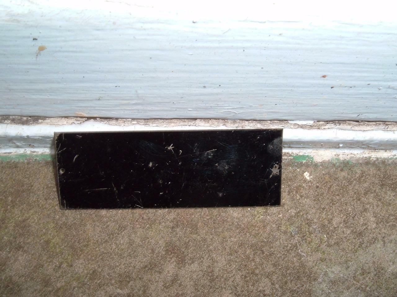 Picture 2 of 4