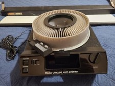 Kodak Carousel 4200 Slide Projector w/remote, tray  screen.