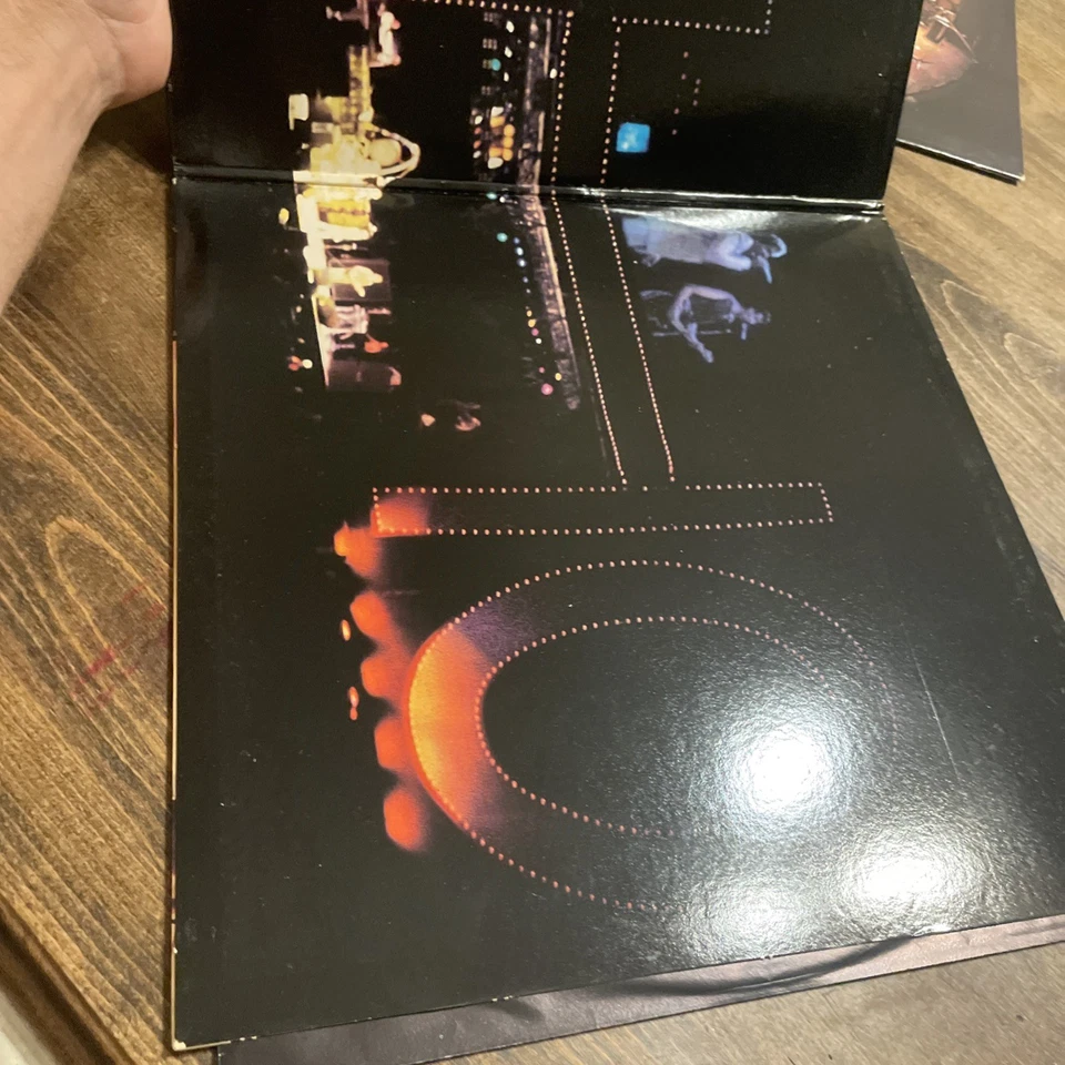 THE WHO - Who’s Last (1984, Vinyl Double LP) “Pinball Wizard” “Magic Bus” - Image 4 of 4