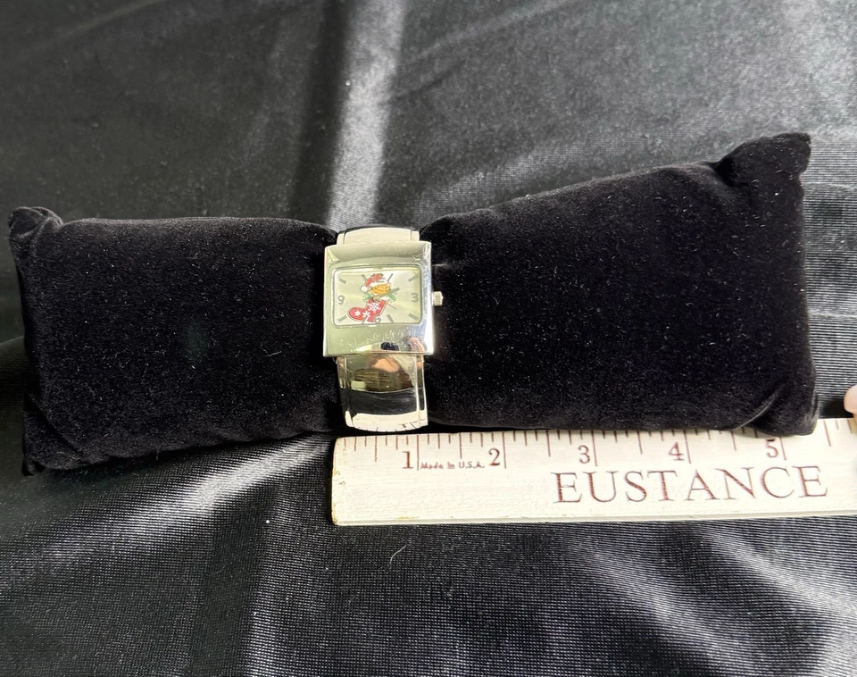 Cat In Stocking Ladies Quartz Watch Cuff Bracelet 31mm 6.5"  - Image 3 of 4