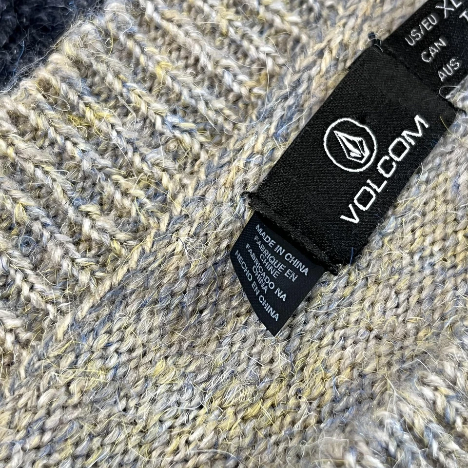 Volcom Sweater Womens XL Gray Blue Striped Knit Crewneck Pullover Soft Blend Y2K - Image 3 of 4