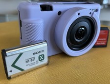 Sony ZV-1F Compact Vlog Camera 20.1MP 4K Flip Screen Auto Focus Black