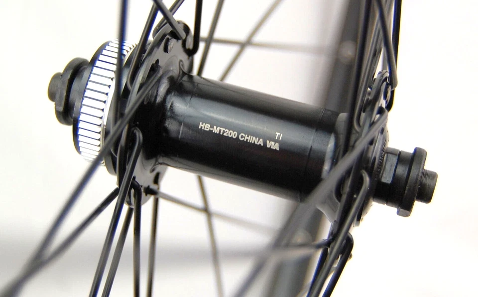 28" Laufradsatz Set Rodi Hohlkammer Disc geöst Shimano Nabe CenterLock QR - Bild 4 von 4