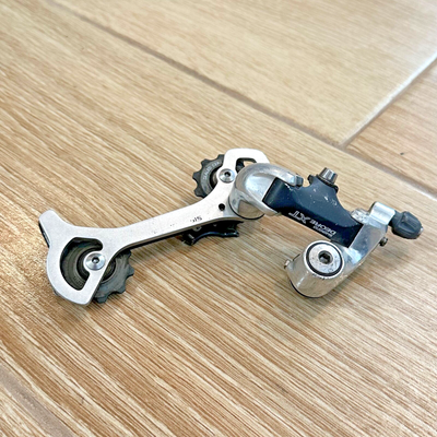 シマノRD-M739リアディレイラーXT8速vintageビンテージoldmtb シマノRD-M739リアディレイラーXT8速vintageビンテージoldmtb 【公式通販】