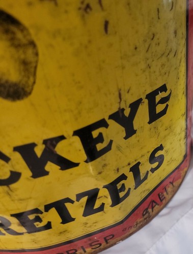 Buckeye Pretzels Tin Old Style Dutch Pretzels Metal Canister Williamsport PA VTG - Picture 4 of 11