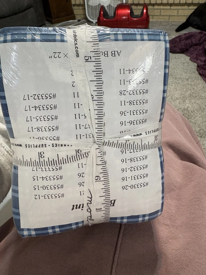 Blue Print By Moda And Camille Roskelley Fat Quarter Bundle  - Image 3 of 4