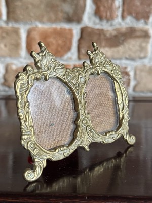 Miniatur Messing Doppel Bilderrahmen Rokoko Stil Vintage Puppenhaus Sammlerstück 