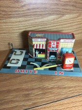Vintage Tin Litho Japan Gas Station Mobil Mobiloil Mobilgas