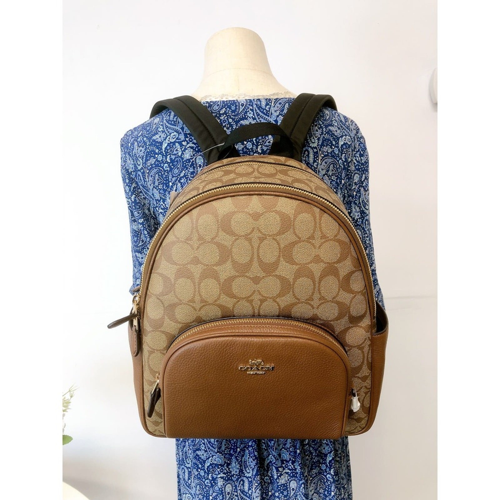 In Signature Canvas In Khaki Saddle 2