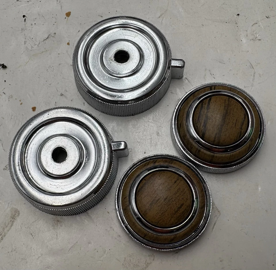 1977-1984 Cadillac Deville Fleetwood Eldorado FULL SET of OEM Shaft Radio Knobs - Image 2 of 3