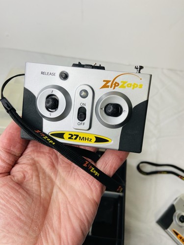 Lot Zip Zaps RadioShack Micro RC Cars Controller Case Lot Untested Shells Extras - Picture 18 of 24