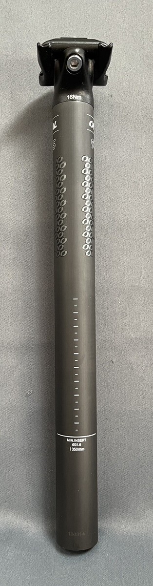 New Oval Concepts 905 Carbon Seatpost 31.6 x 350mm 8mm Offset 2