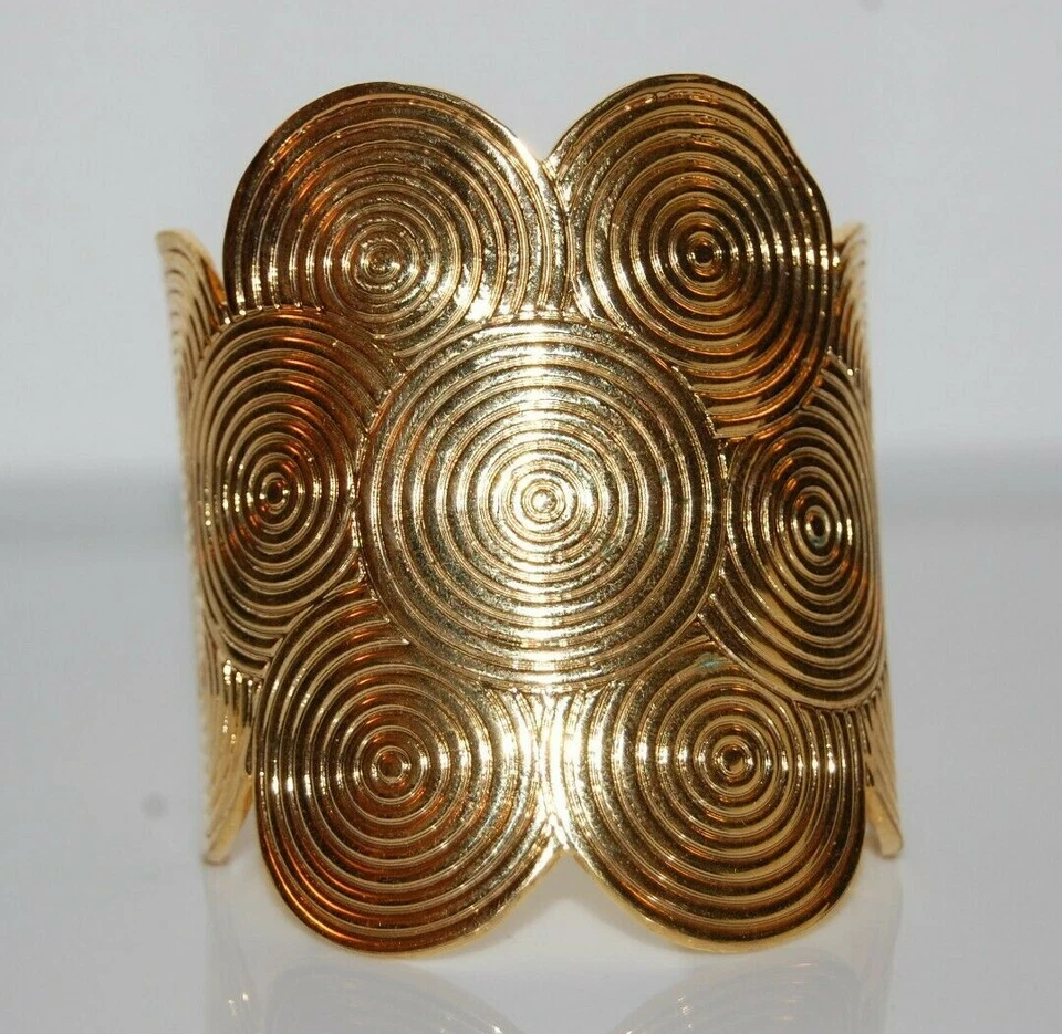 CC SKYE PULSEIRA DE PUNHO ESTILO BIZANTINO ALTA COSTURA GRANDE DESIGN CÍRCULO DOURADO OUSADO - Imagem 3 de 4