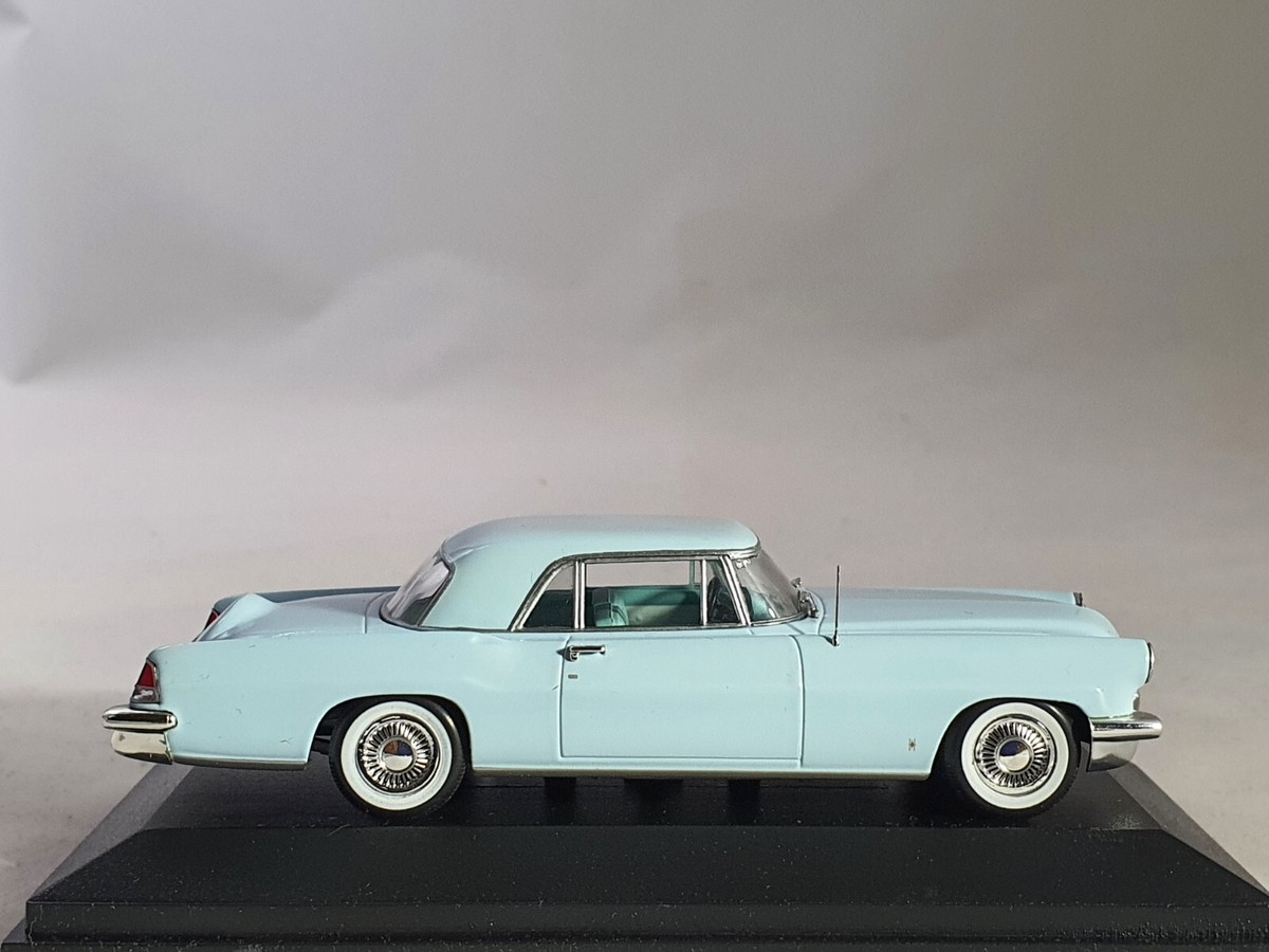 Miniature Lincoln Continental Limousine 1/43 - IXO - Noir Métal
