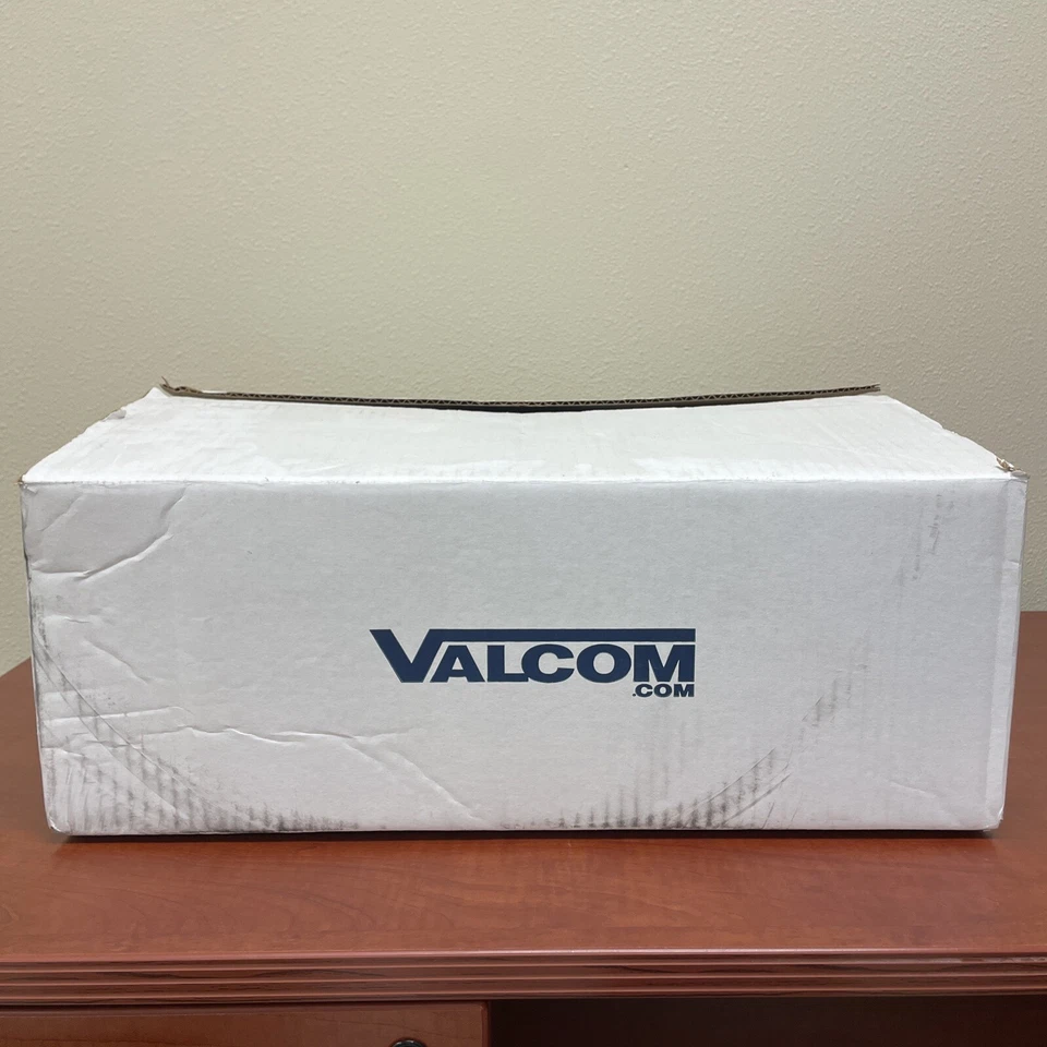 VALCOM VP-9202 4a/6a Switching Power Supply Shelf - Image 4 of 4
