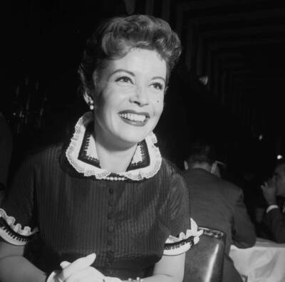 Gloria DeHaven attends Joan Crawford Fashion Show Los Angeles 1952 Old Photo 8
