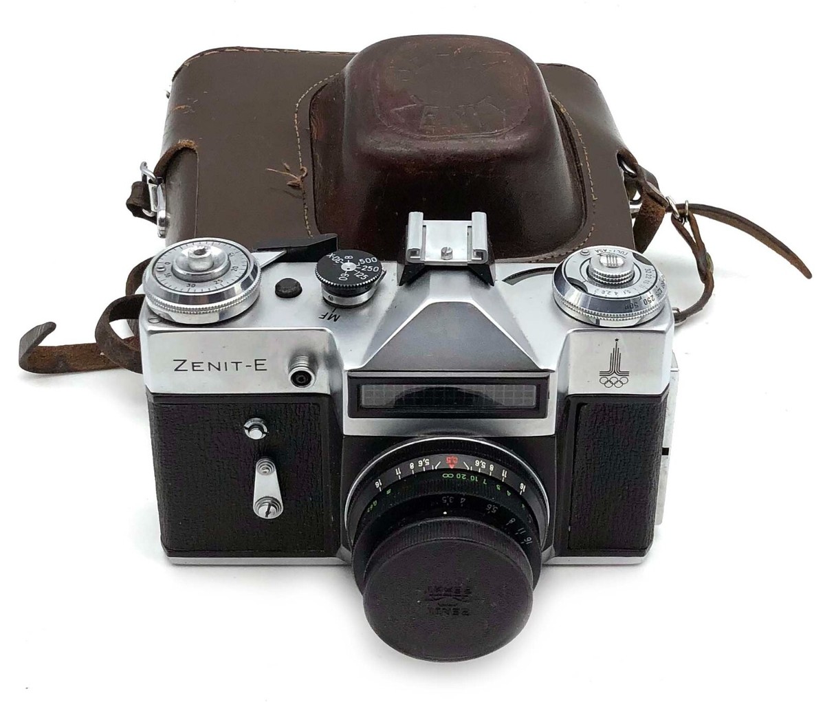 Rare Soviet Zenit-E Moscow 1980 KMZ 35mm SLR camera with Industar