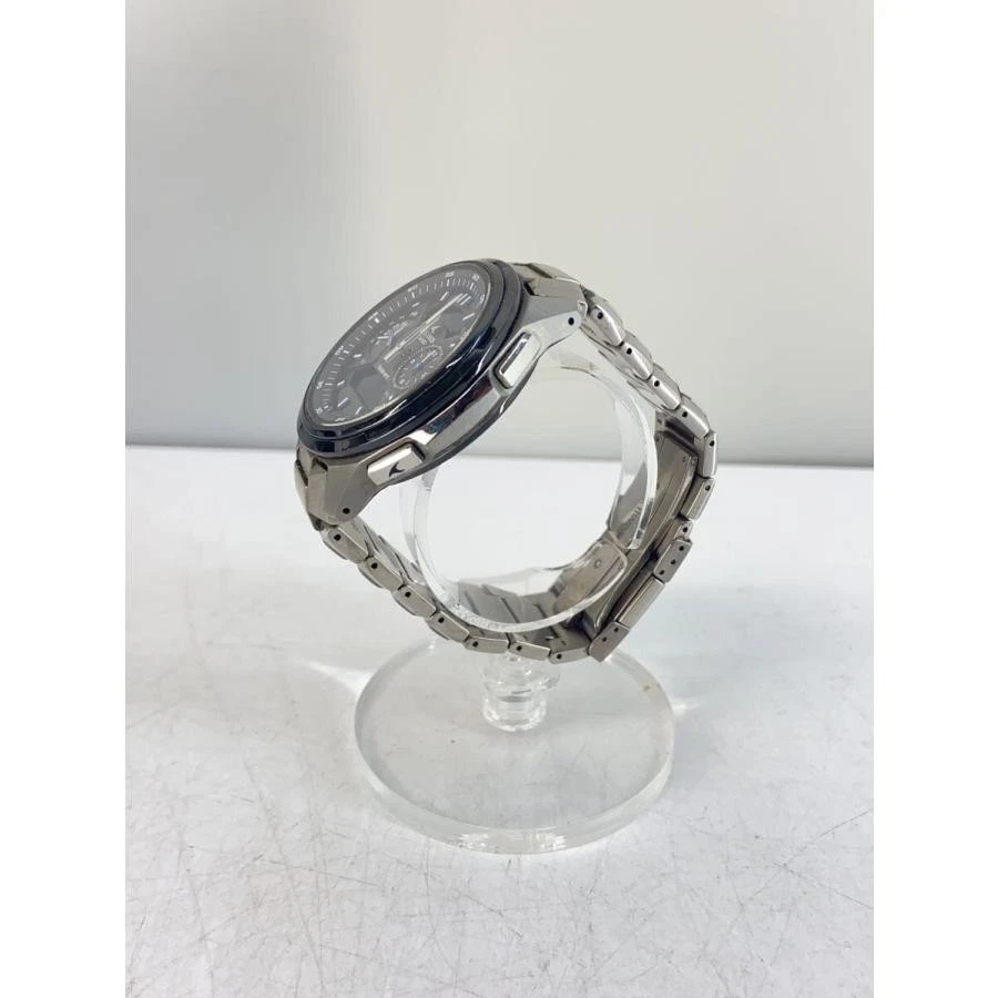 卡西欧 OCW-T410 表壳尺寸 6 × 4 厘米腕带尺寸 16.5 厘米二手手表 #5105 — 第 2/4 张图片