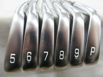 Mizuno JPX 923 Tour Eisensatz 5-9, P RH Dynamic Gold S400 Flex Stahlschaft C ...