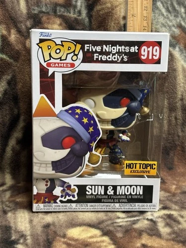Funko Pop! Five Nights at Freddy's FNAF #919 Sun and Moon (Hot Topic Exclusive)