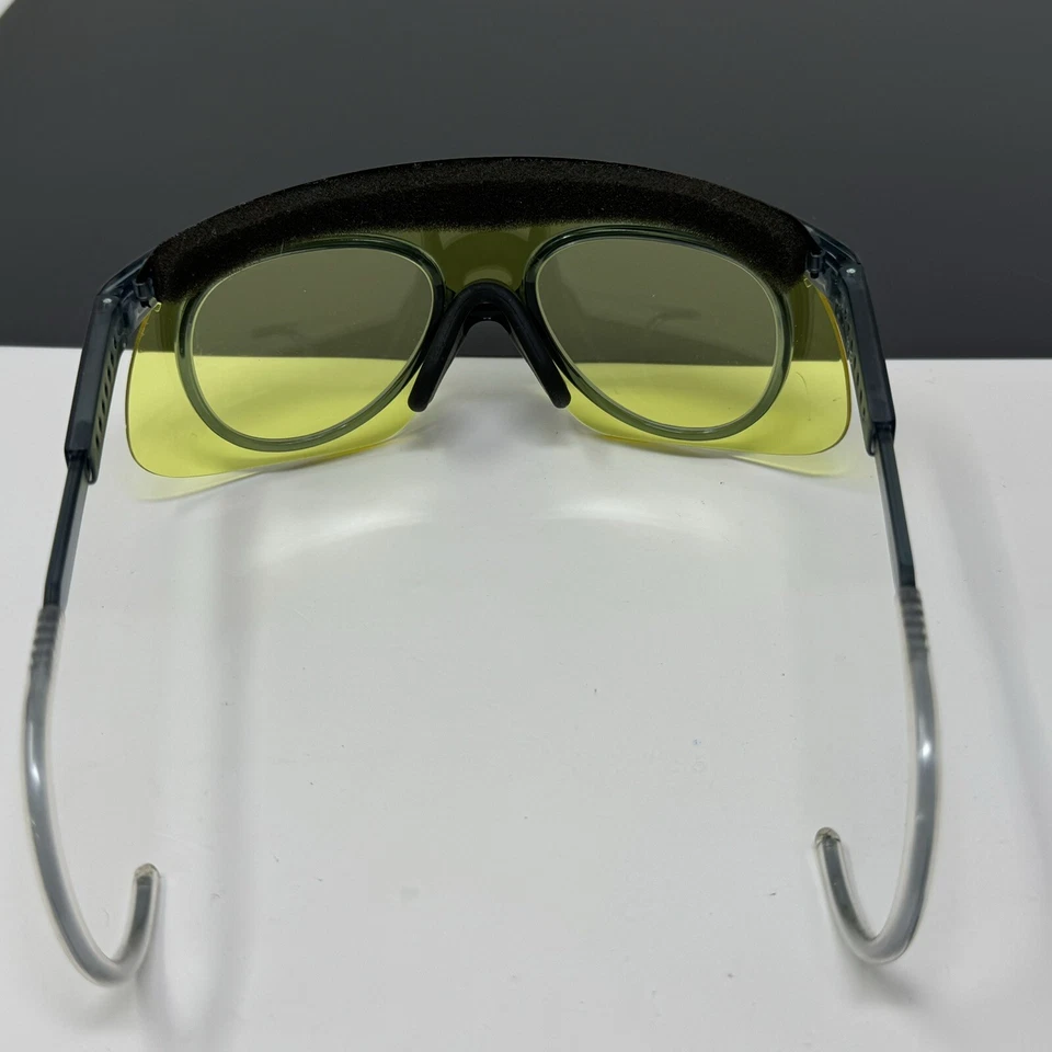 Gafas de sol Bolle 13E2 cristal marco negro lente amarilla Francia y clip para gafas Foto 4 de 4