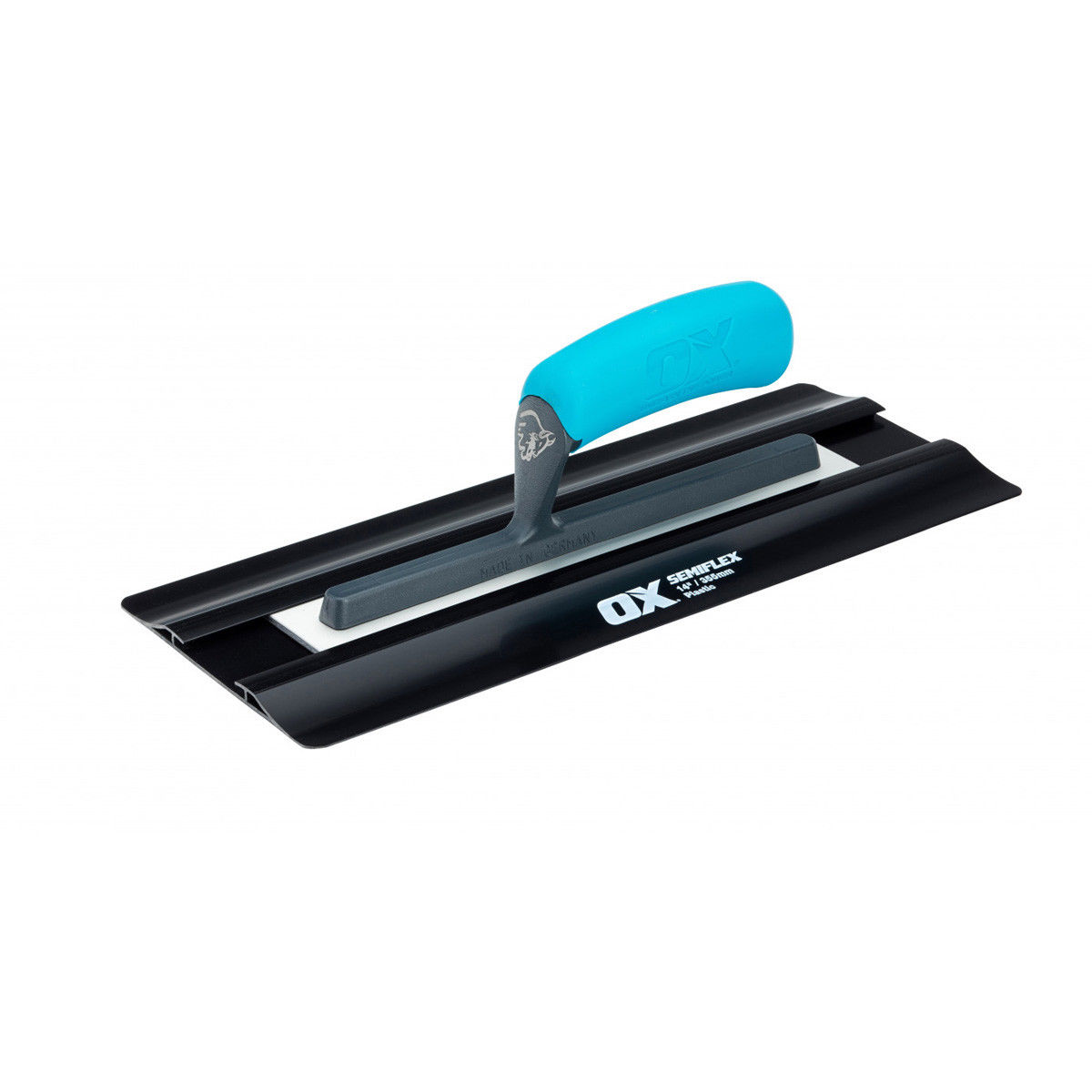 OX Pro Semi Flexible Plastic Finishing Trowel 18in / 455 x 138mm | Durable Lightweight Metal Shank with Replaceable Blade System, Ergonomic Soft Grip Handle - Plaster Finish & Smoothening - Image 2