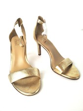 naturalizer kinsley gold