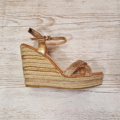 champagne colour sandals