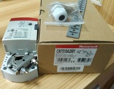 NEW 1PC Honeywell regulated CN7510A2001 One year Warrently
