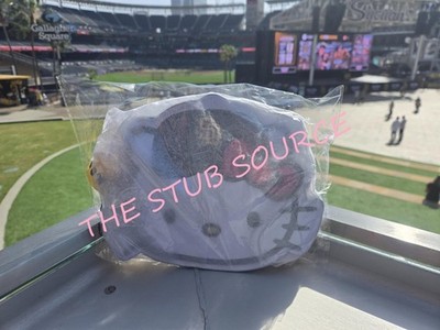 San Diego Padres Hello Kitty Belt Bag 2026 Theme Game Petco Exclusive Sold Out