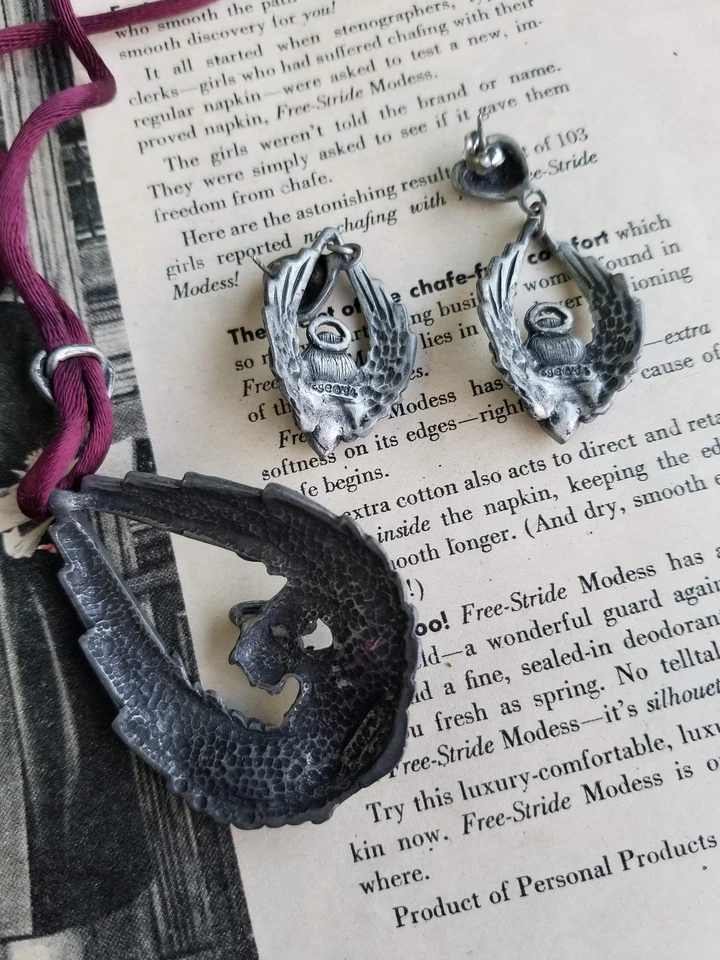 Conjunto de brincos e colar de coração de strass roxo anjo 1994 EGE Pewter o - Imagem 3 de 4