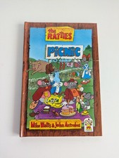 THE RATTIES PICNIC MIKE WALLIS JOHN ANTROBUS CARNIVAL KIDS BOOK 1990