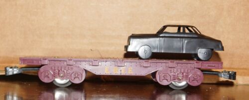 Marx 42' Flatcar ~ ERIE RAILROAD ~ 1949 Champion Regal De Luxe Sedans - O-27 - Picture 5 of 8