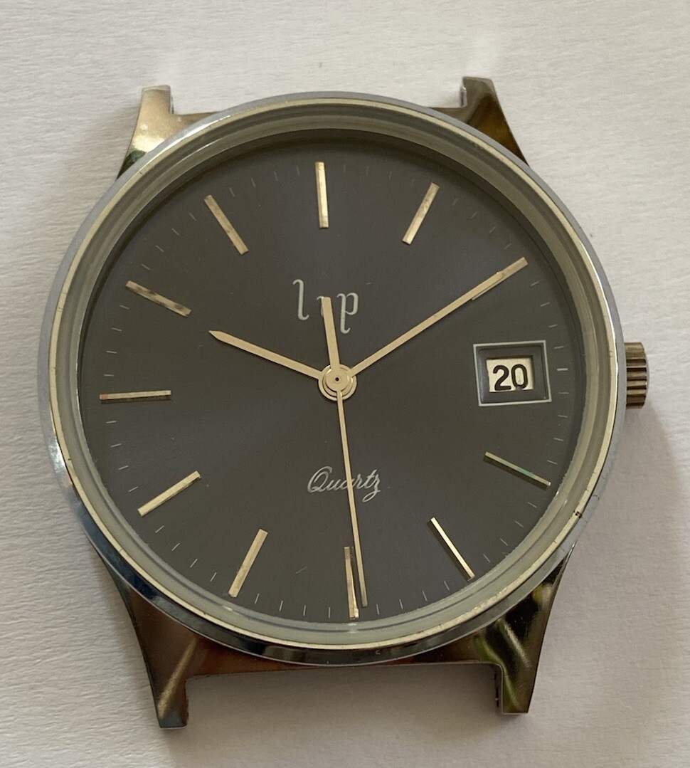 Boîtier montre LIP quartz en acier avec son cadran bleu d'origine de 33mm