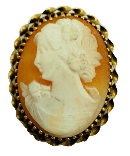 Antique Victorian 10K Yellow Gold Carved Hardstone Cameo  display picture 2