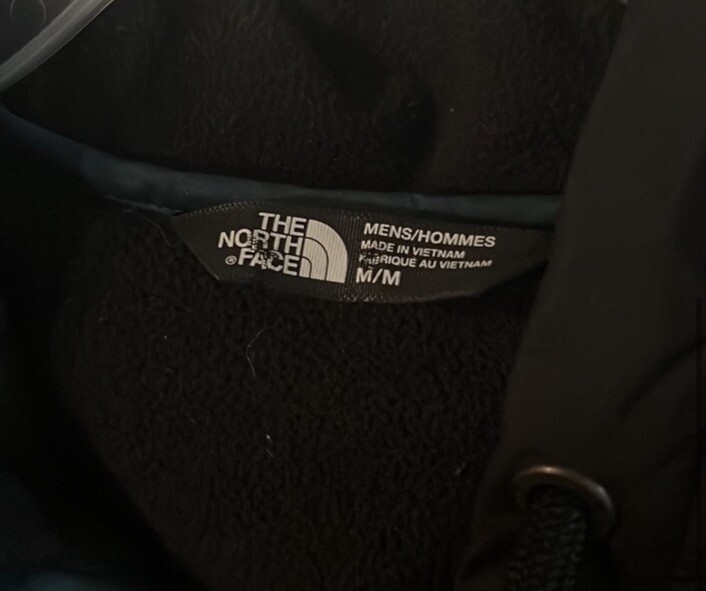 NORTH FACE LIGHT JACKET SIZE MEDIUM - image 3