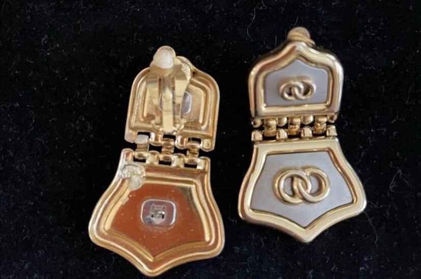 Pair of Vintage Clip On TwoTone Gold and Silver Earrings eBay