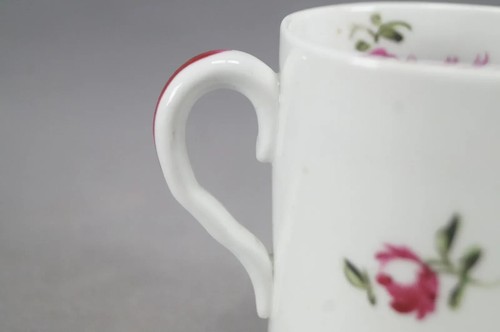 British Hand Painted Pink Rose & Floral Porcelain Coffee Can Circa 1810 - 1815 - Picture 5 of 8