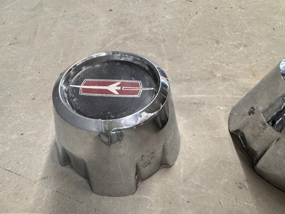 1972-1988 Oldsmobile Cutlass 442 Rally Wheel Center Hub Caps Omega F85 Supreme - Image 4 of 4
